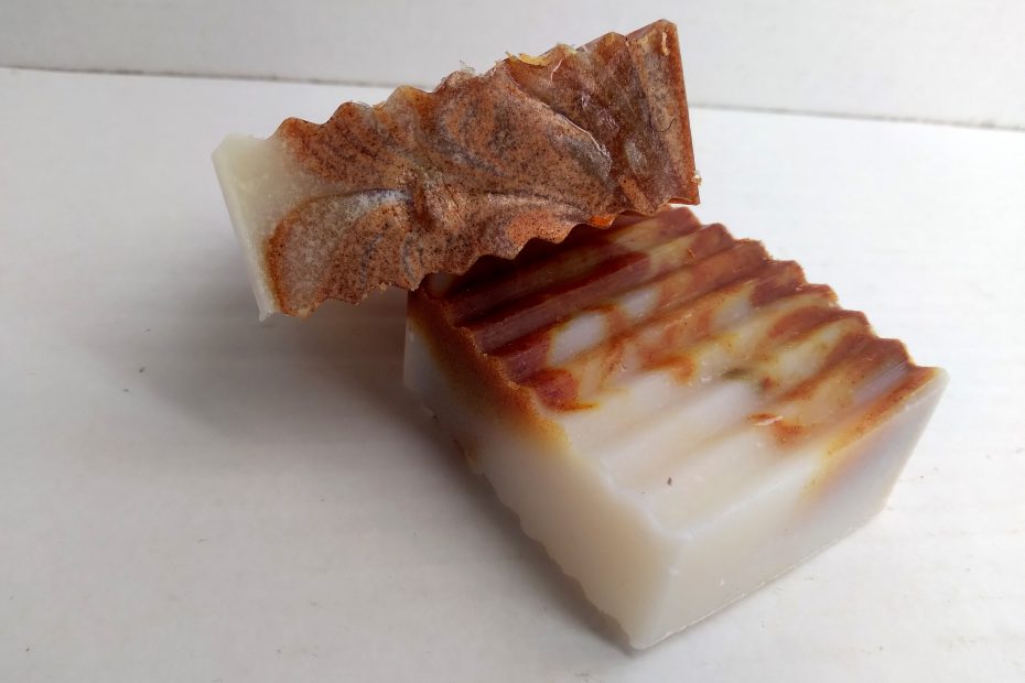 Natural Essence Turmeric and Ginger Soap